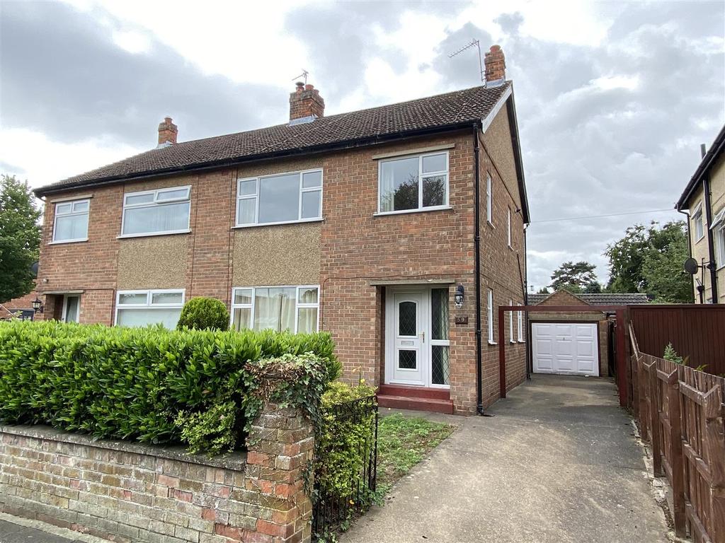 Staindrop Road, Darlington 3 bed semidetached house £189,950