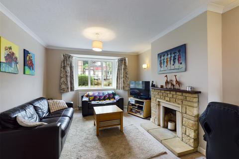51 Chestnut Grove, South Croydon, CR2 7LL