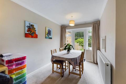 51 Chestnut Grove, South Croydon, CR2 7LL