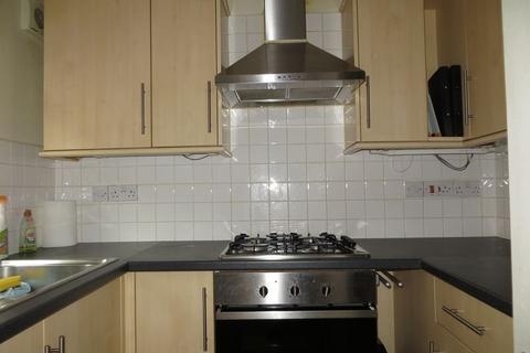 1 bedroom flat to rent, Roman Road, Bow, E3