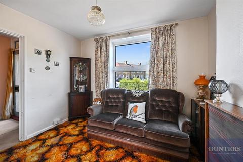 18 Evesham Green, Morden, SM4 6PW