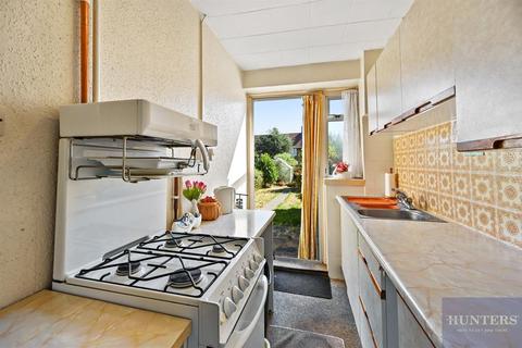 18 Evesham Green, Morden, SM4 6PW
