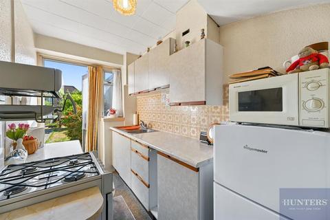 18 Evesham Green, Morden, SM4 6PW