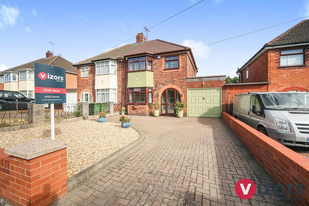 Mill Road, Redditch 3 bed semidetached house £290,000