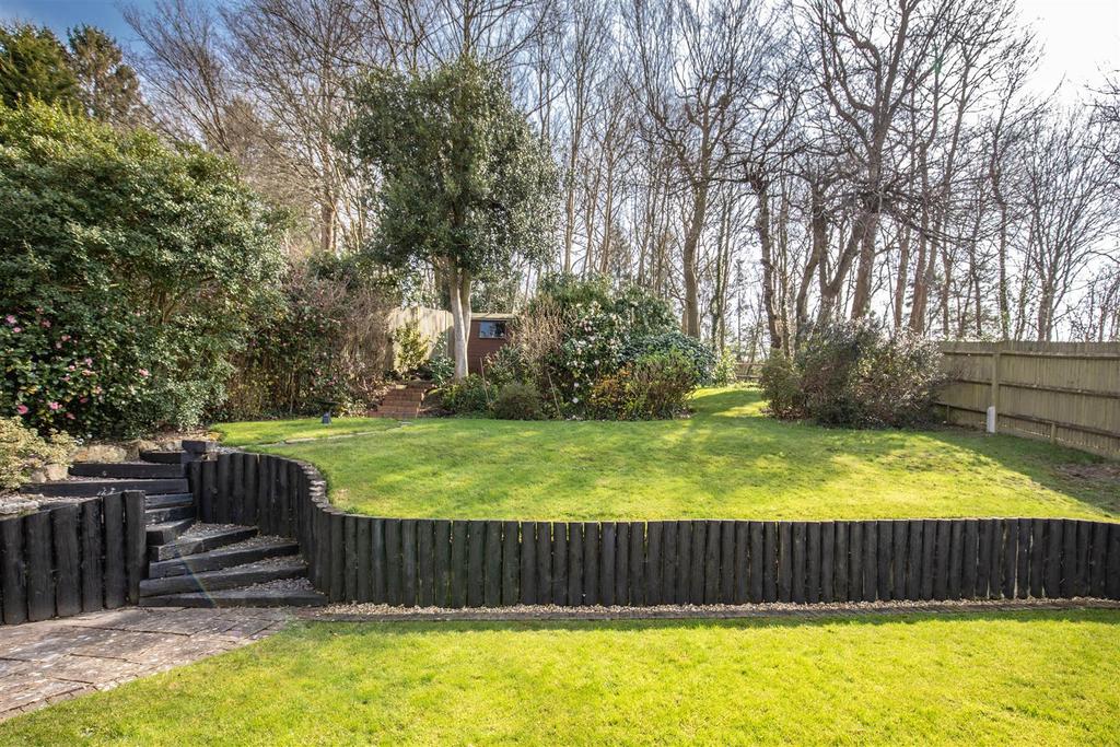 St. Marys Garth, Buxted 4 bed detached house £675,000