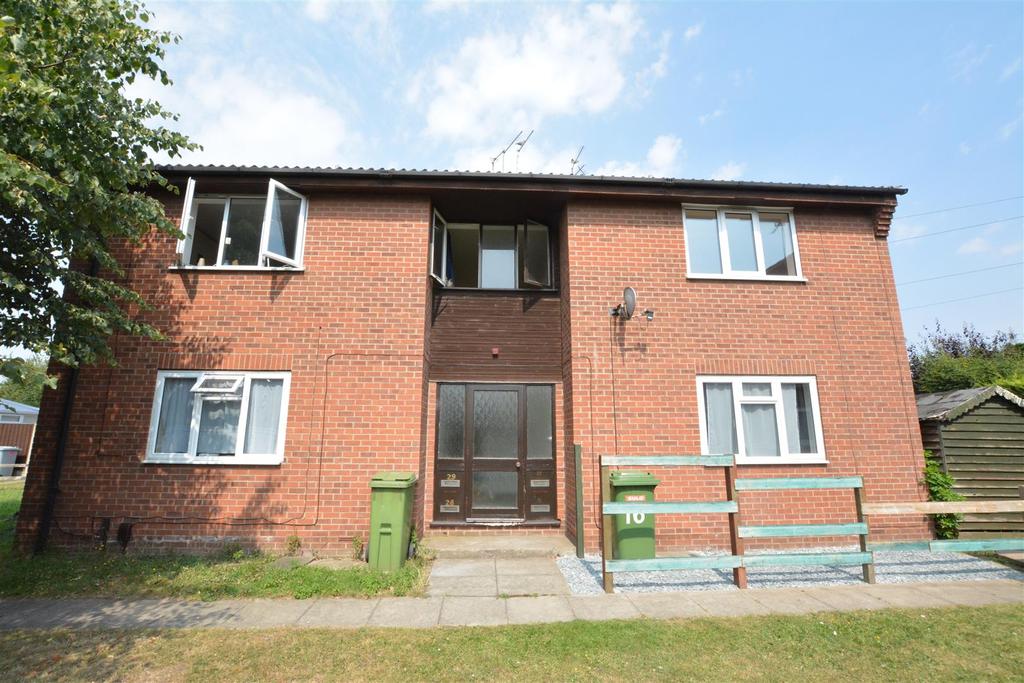 Willow Road, New Balderton, Newark 1 bed apartment £55,000