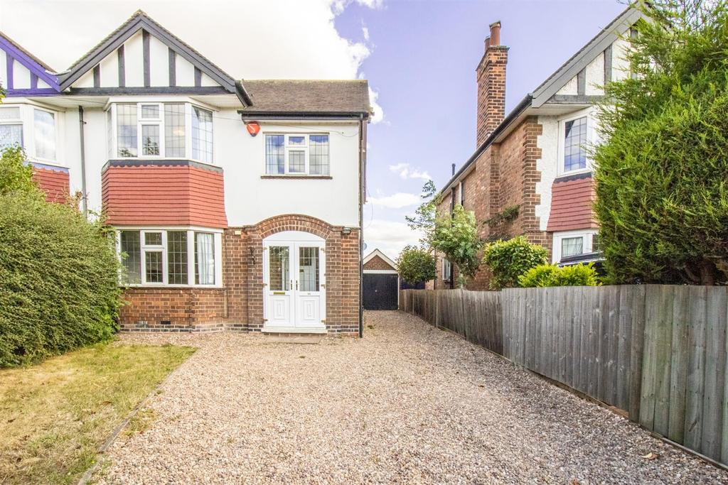 Wilford Lane West Bridgford Nottingham 3 bed semidetached house £