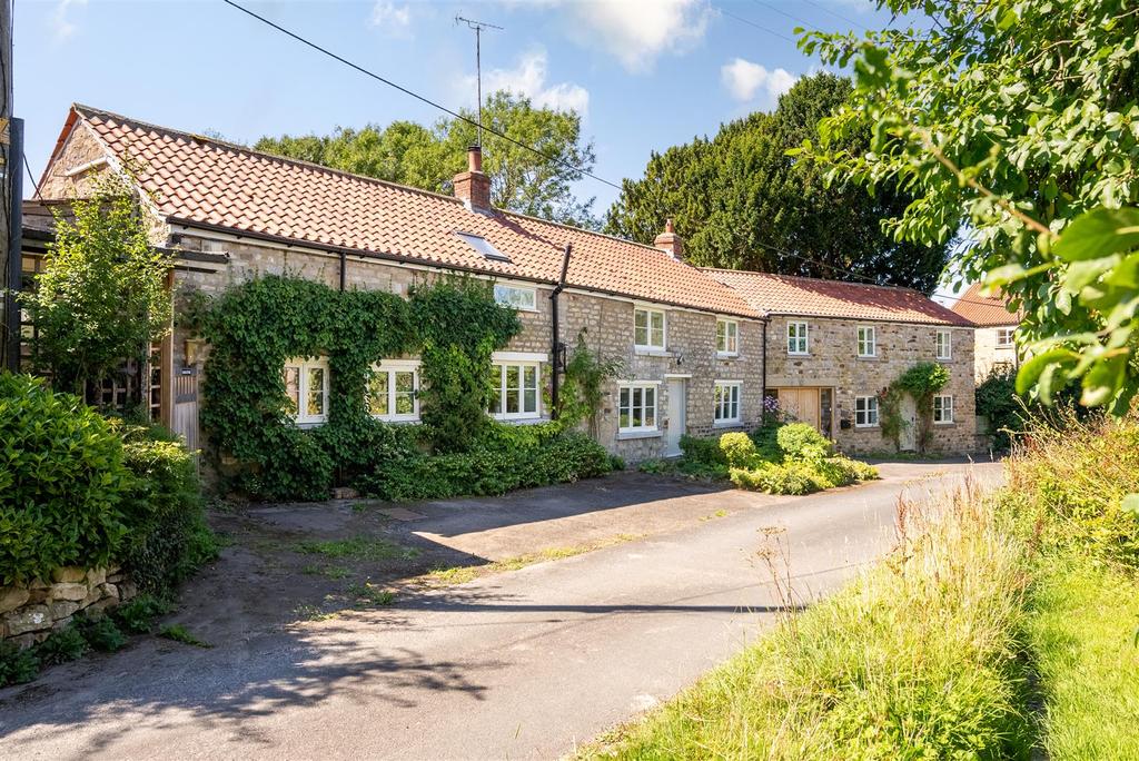 Brook Cottage, Beck Lane, Leavening... 5 bed detached house £799,950