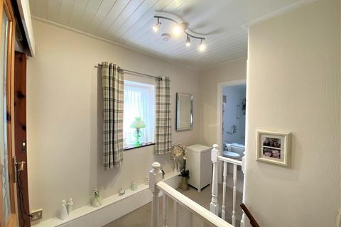 21 Townfield Square, Hayes, UB3 2EX
