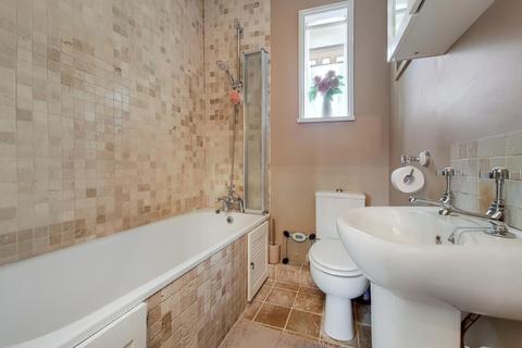 14 Pontefract Road, Bromley, BR1 4RA