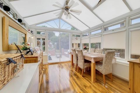 14 Pontefract Road, Bromley, BR1 4RA