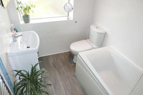 81 Arundel Road, Birmingham, B14 5UD