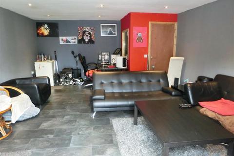 81 Arundel Road, Birmingham, B14 5UD