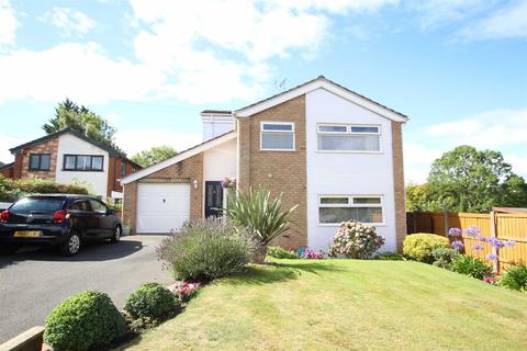 4 Brookdale Avenue, Flint, CH6 5RB