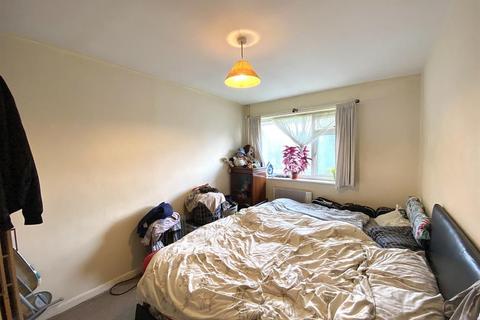 2 bedroom maisonette for sale - Fairey Avenue, Hayes, UB3 4NZ