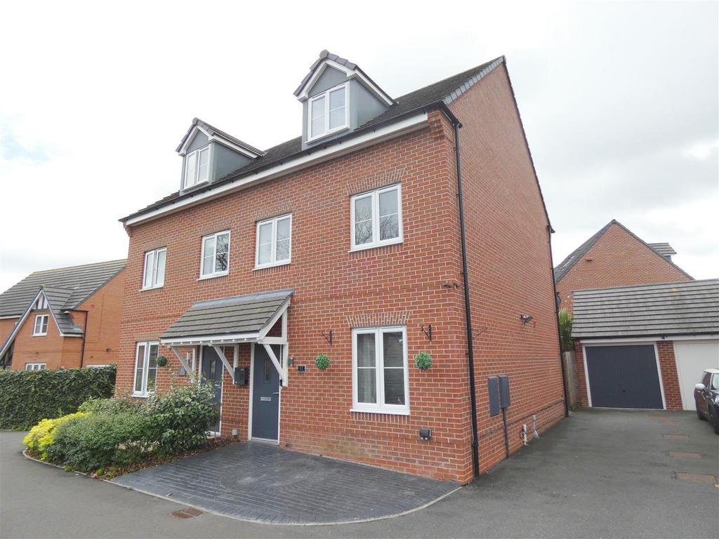 Higher Croft Drive, Crewe 3 bed semidetached house £235,000