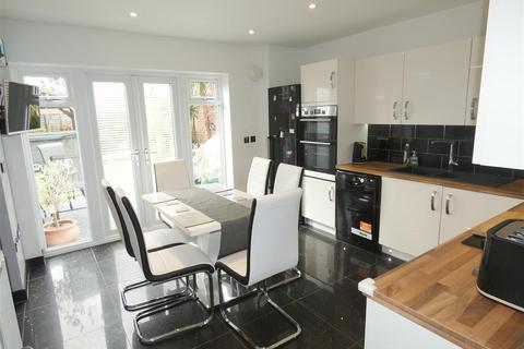 17 Higher Croft Drive, Crewe, CW1 4FT