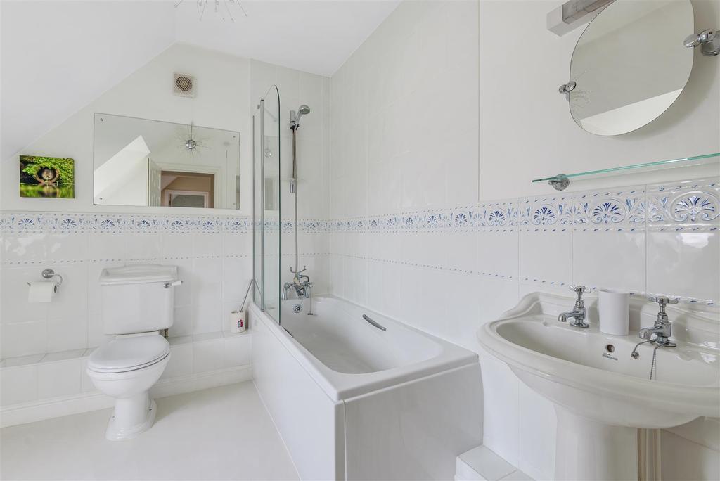 Family bathroom