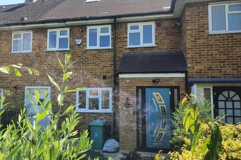 12 Cripps Green, Hayes, UB4 9HB