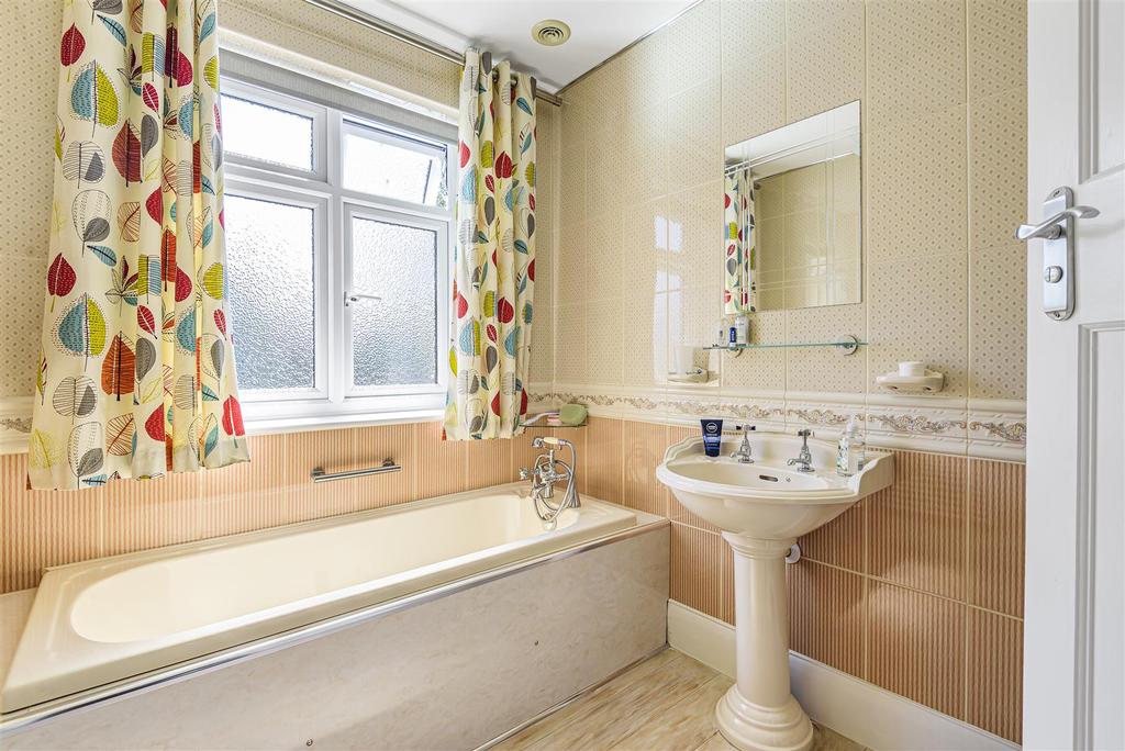 Family bathroom