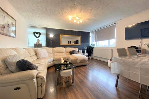59 Black Rod Close, Hayes, UB3 4QL