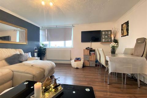 59 Black Rod Close, Hayes, UB3 4QL