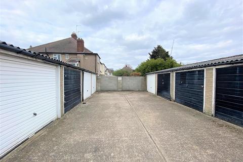 59 Black Rod Close, Hayes, UB3 4QL