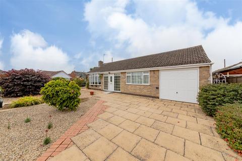 8 Glen Drive, Oakham, LE15 6SB