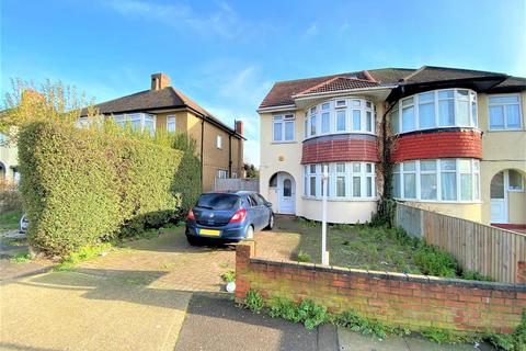 9 Bedwell Gardens, Hayes, UB3 4EA