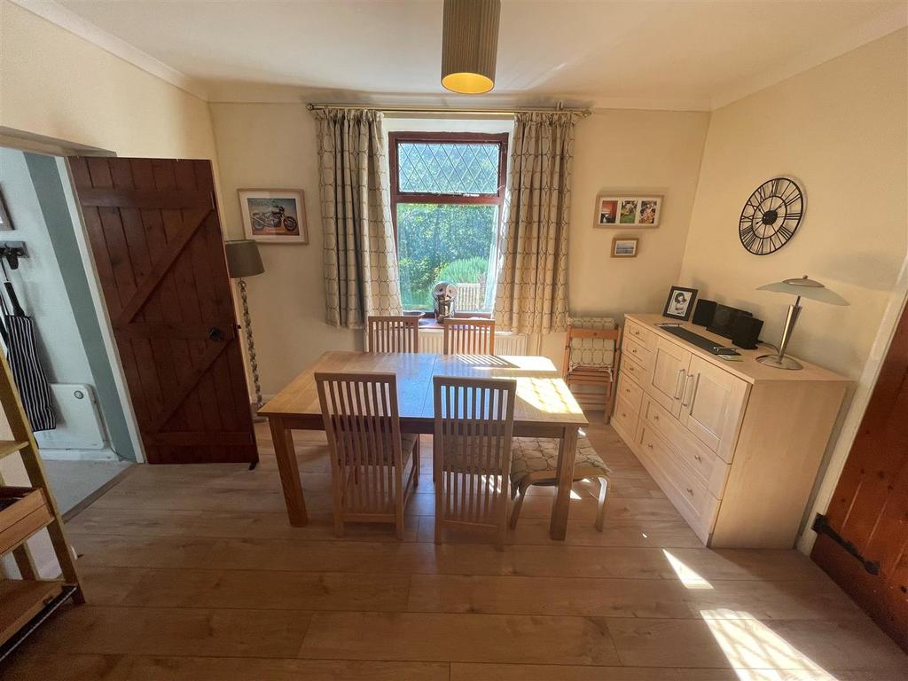 FR7.jpg