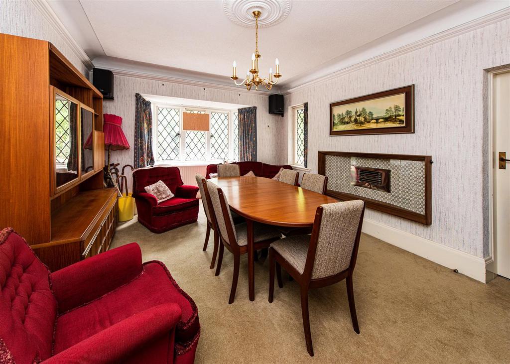 45 Perton Road-dining.jpg