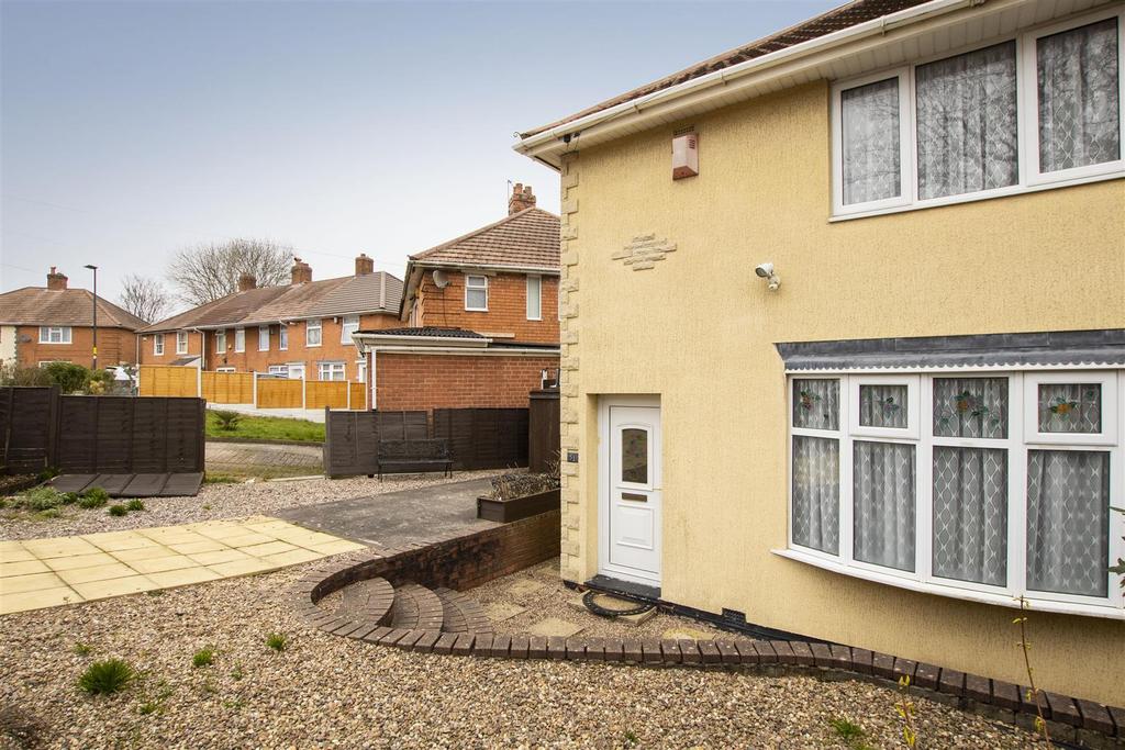 Quarry Road, Birmingham 3 bed house £850 pcm (£196 pw)