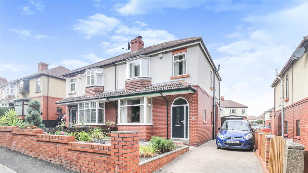 Sandygate, WathUponDearne, Rotherham 3 bed semidetached house £200,000