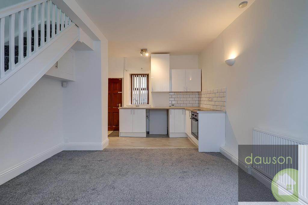 Park Road, Elland 2 bed terraced house £112,000