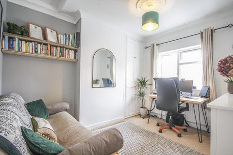 53 Stevens Crescent, Bristol, BS3 4UJ