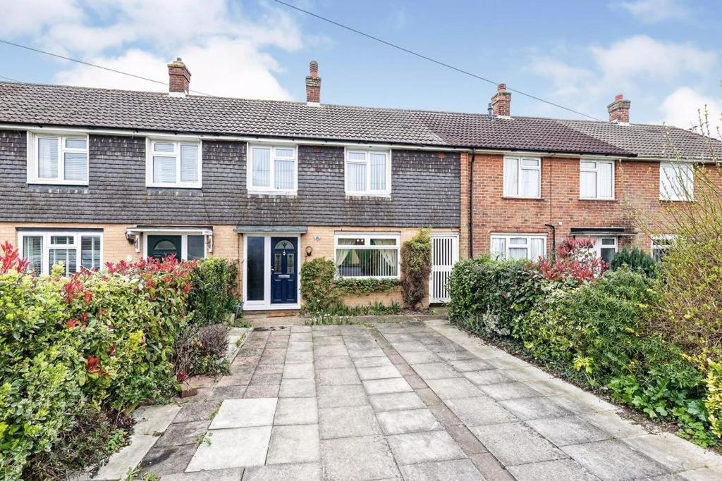 Popes Lane, Sturry, Canterbury, CT2 2 bed property £1,100 pcm (£254 pw)