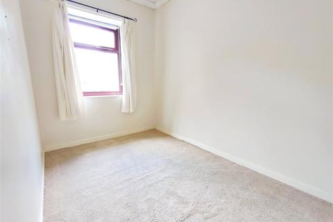 46 Sholver Lane, Oldham, OL1 4NT