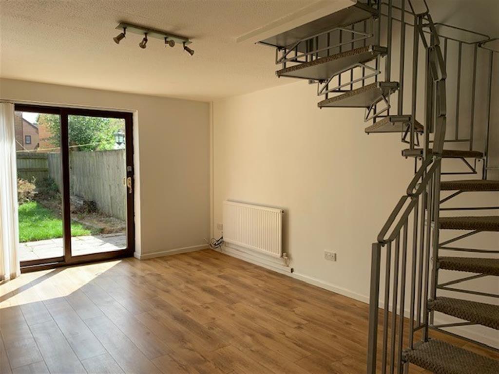 Heol Maes Yr Haf, Pencoed, Bridgend... 2 bed terraced house £750 pcm