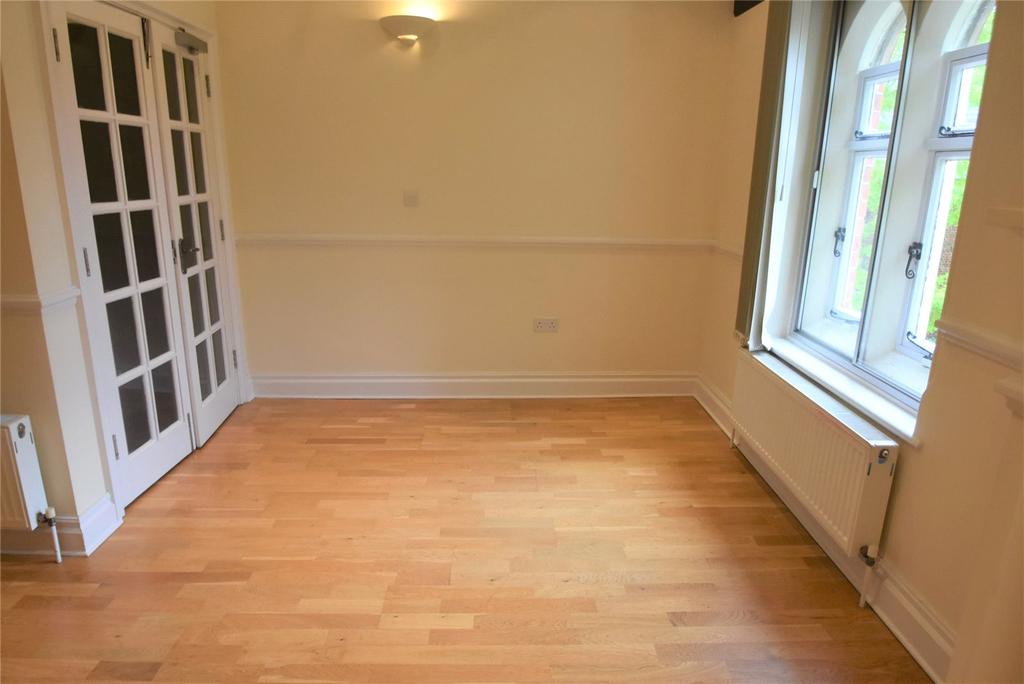 Hatch Lane, Windsor, Berkshire, SL4 2 bed property £1,400 pcm (£323 pw)
