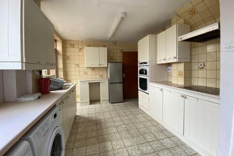 34 Coleridge Rise, Dudley, DY3 3BG
