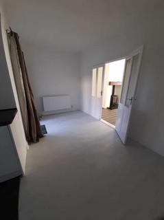 3 bedroom terraced house to rent, Wharton Terrace, Hartlepool