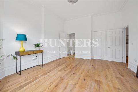 9 Keyes Road, London, NW2 3XB
