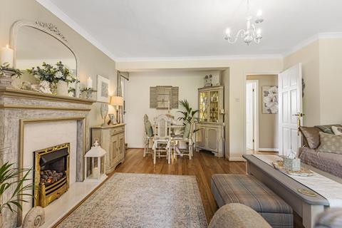 42 Dedmere Road, Marlow, SL7 1PG