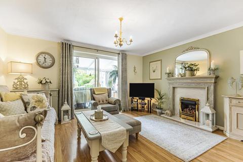 42 Dedmere Road, Marlow, SL7 1PG