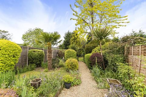 42 Dedmere Road, Marlow, SL7 1PG
