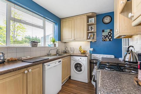 42 Dedmere Road, Marlow, SL7 1PG