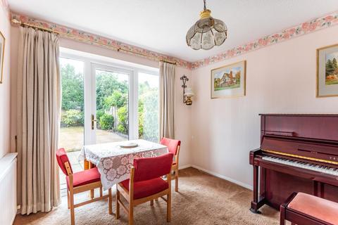 26 Ling Drive, Lightwater, GU18 5PA