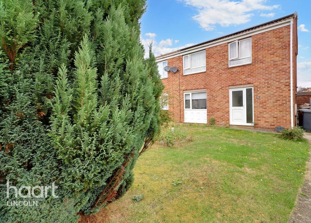 Hawthorn Chase, Lincoln 3 bed semidetached house £180,000