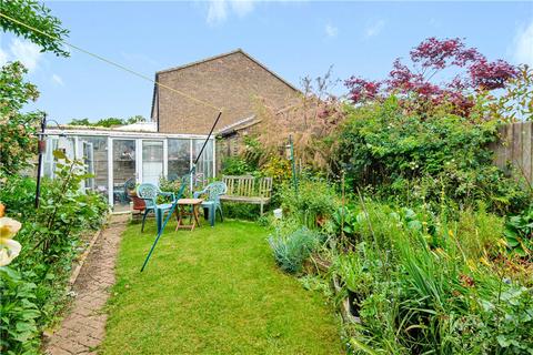 10 Booth Close, Pattishall, Towcester, NN12 8JP