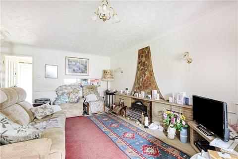 10 Booth Close, Pattishall, Towcester, NN12 8JP